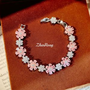 Bracelet en argent sterling 925 plaqué or, bracelet classique à maillons en forme de tulipe, fournisseur en gros, en stock, prêt à être expédié - Product Image 1