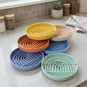 Hot Selling Luxurious Portable Rounded Pet Dog Slow Food Bowl <b>Silicone</b> Licking Pad & Tray Shaking Bowl Indoor Use - Product Image 3