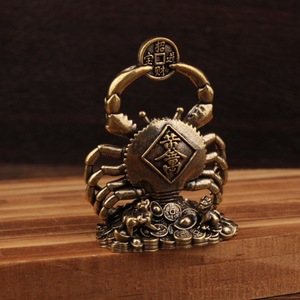 Cangrejo de la Fortuna de Ocho Patas de Latón, Decoración de Escritorio Feng Shui para el Año Nuevo Chino, Símbolo de Prosperidad - Product Image 2