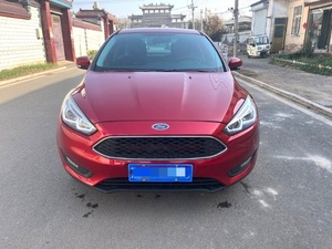 Bon <span class=keywords><strong>prix</strong></span> pour une voiture d'occasion en bon état, Ford Focus modèle 2015, berline, 1.6L, boîte manuelle, version confort, cylindrée 1596 ml, en stock - Product Image 2