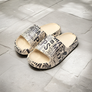 Sandalias planas de verano para hombre, estilo casual, personalizadas, de EVA, antideslizantes, transpirables, para el hogar, con logo personalizado. - Product Image 2