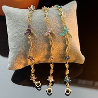 Éxito de Ventas de Verano: Lámpara de Hierro con Diseño Floral de Libélula, Estilo Nicho de Lujo Ligero, Versátil, Dulce y Chic, Venta al por Mayor