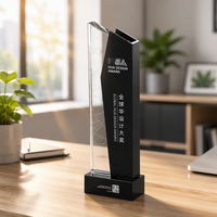 Trophée personnalisé en cristal K9 avec plaque métallique gravée au laser, logo et texte, base en cristal noir, trophée d'entreprise, souvenir