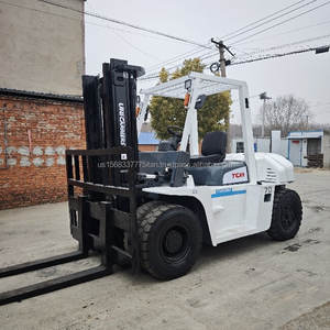 Chariot élévateur diesel TCM 70 modèle 2023, 7 tonnes, hauteur de levage 3 mètres, traction avant, tout-terrain, mât à deux étages, pneus pleins - Product Image 4