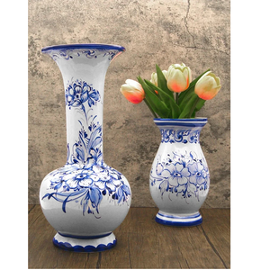 Jarrón Pintado Antiguo, Recipiente Decorativo Floral con Acabado Artístico para Mesa, Decoración de Interiores para el Hogar y la Oficina, Macetas y Jardineras - Product Image 3