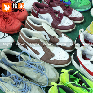 Мужская фирменная спортивная обувь с низким вырезом - Product Image 2