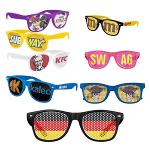 Lunettes de supporter rétro en plastique pour coupes de football, sérigraphiées avec logo personnalisé, pour événements sportifs et fêtes, collection 2026, vente en gros - Product Image 3