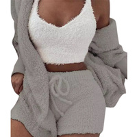 Ensemble trois pièces décontracté et sportif en flanelle thermique pour femme, nouvelle collection automne/hiver : haut à manches longues, débardeur court et short