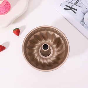 Molde Redondo Antiadherente para Pastel Bundt, Dorado, 1 Pieza, Apto para Horno, Herramienta para Hornear en Casa - Product Image 2