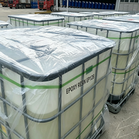 Résine époxy liquide transparente EP128 à faible viscosité, matière première pour revêtements de sol époxy, encapsulation électronique et applications industrielles, fournie directement par l'usine