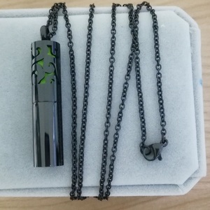 Top 316L Acier Inoxydable Aromathérapie Diffuseur Collier Unisexe Plaqué Or Géométrique Parfum Pendentif Bouteille De Parfum Collier - Product Image 5
