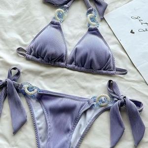 Maillot de bain triangle push-up le plus tendance de 2023 pour femme, imprimé à carreaux, cachemire et rayures, idéal pour l'été, avec string en V - Product Image 4