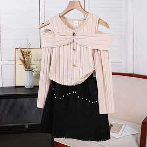 Ensemble 2 pièces <span class=keywords><strong>pull</strong></span> et jupe à manches longues avec boucle métallique sur l'épaule, version coréenne avancée, pour filles de 8 à 12 <span class=keywords><strong>ans</strong></span>, collection automne 2026 - Product Image 1