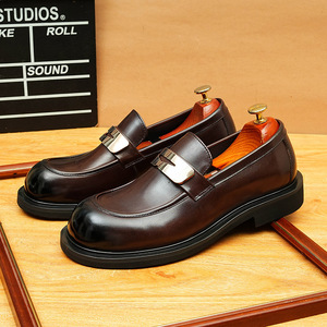 Chaussures habillées formelles pour hommes, chaussures de mariage en cuir luxueux pour le marié, chaussures Oxford de style italien luxueuses pour hommes - Product Image 3