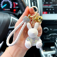 Porte-clés Lapin en Cristal Incrusté de Diamants, Breloque Délicate pour Clés de Voiture, Cordon Tendance pour Clés, Accessoire Décoratif pour Sacs à Dos de Filles