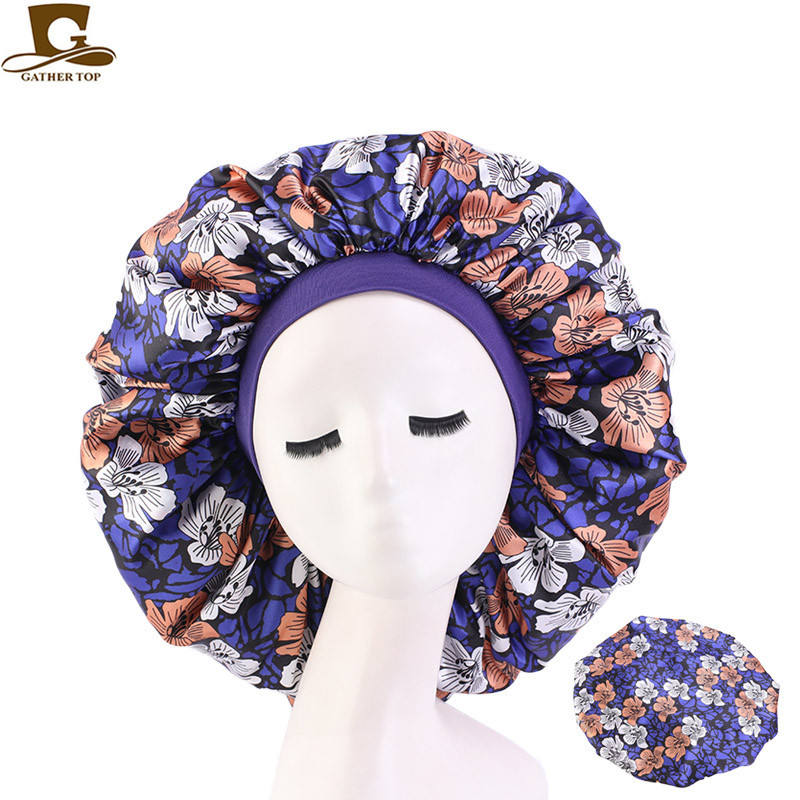 Fleurs blanches violettes kaki