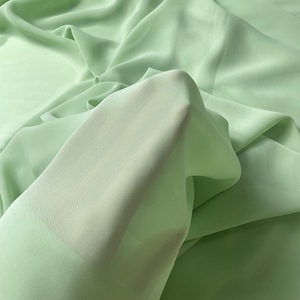 Tela de gasa plisada crepé de seda al por mayor, tela textil Lisa Georgette tejida 100% poliéster, ligera personalizable - Product Image 4