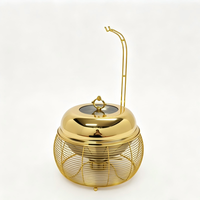 Plat à chafing dish de luxe 8L doré suspendu avec couvercle en verre, base ronde moderne en fil métallique, chauffe-plats de buffet en acier inoxydable
