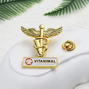 Bán Buôn Cá Nhân Kim Loại Pins <span class=keywords><strong>3D</strong></span> Vàng Pet Y Tế Công Ty Logo Tên Hat Phù Hiệu Men <span class=keywords><strong>Pin</strong></span> Ve Áo Pins Tùy Chỉnh Cho Phù Hợp Với Nam Giới - Product Image 6
