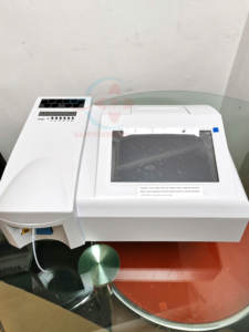 Analyseur HC-R088 de chimie du sang d'équipement de clinique animale analyseur semi-automatique de chimie de biochimie vétérinaire - Product Image 5