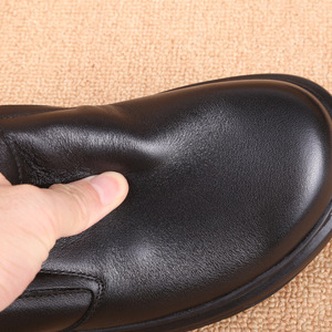 Mocassins en cuir véritable pour hommes, bout rond, à enfiler, respirants, semelle extérieure en caoutchouc, semelle intermédiaire en EVA, chaussures décontractées pour affaires - Product Image 4