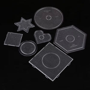 Vente en gros de jouets de bricolage pour enfants, perles Hama de 2.6mm, panneau perforé, kits d'artisanat créatif pour enfants, projets artistiques - Product Image 1