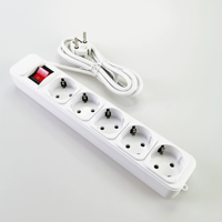 Multiprise électrique OEM ODM UE 3 prises 10A pour usage industriel et hospitalier, rallonge avec longueur de câble personnalisable pour la vente en gros