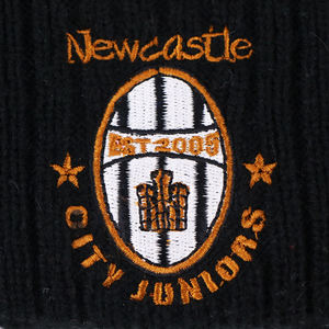 Wholesale Warm Knitted Custom logo Winter <strong>Beanie</strong> Hand Made Knitted Bobble Hat Custom <strong>Pom</strong> <strong>Pom</strong> <strong>Beanies</strong> - Product Image 4