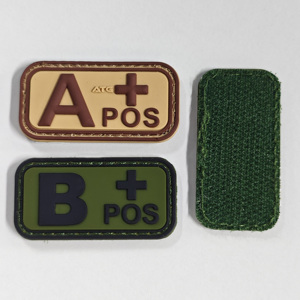 Parches de PVC Personalizados con Diseño 3D de Goma, Etiqueta para Ropa - Product Image 1