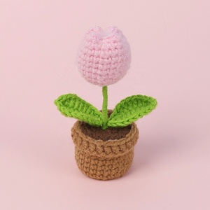 Ramo de simulación de girasoles, tulipanes y rosas tejidos a mano en maceta pequeña, decoración de escritorio, regalo de boda - Product Image 4