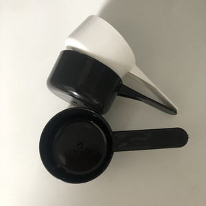 Cuchara medidora de plástico PP, 20g, 40ml, 40cc, Blanco, Negro, redondo, fondo plano, leche en polvo - Product Image 4