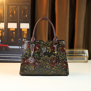 <span class=keywords><strong>Sac</strong></span> seau portable pour femme d'âge moyen gravé à la mode vintage - Product Image 1
