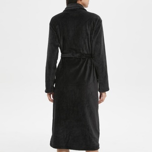 Peignoir <span class=keywords><strong>en</strong></span> flanelle noir pour couples européens et américains BODHANA, logo personnalisé, motif uni, longueur plus longue pour femmes - Product Image 2