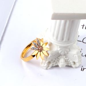 Anillos de Circonio de Diseño Moderno 2021 para Mujer, Anillo de Flor Simple Chapado en Oro de 18k - Product Image 4