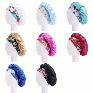 Bandeaux et bonnets de luxe en satin à motifs floraux – Bonnets doux et ajustables multifonctions pour femmes, idéaux pour le sport et les voyages - Product Image 6