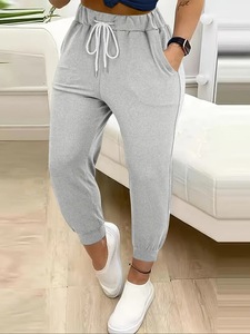 Damen Cropped Jogginghose mit elastischem Kordelzug, schmal zulaufende Knöchelhose, lässige Athleisure-Bekleidung für den Alltag - Product Image 4