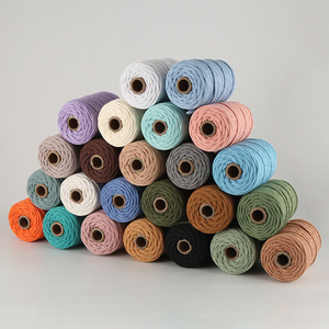 50 mètres de cordon en <span class=keywords><strong>macramé</strong></span> rond en <span class=keywords><strong>coton</strong></span> 100% de 3 mm de diamètre, disponible en plusieurs couleurs, pour la fabrication d'écharpes - Product Image 1
