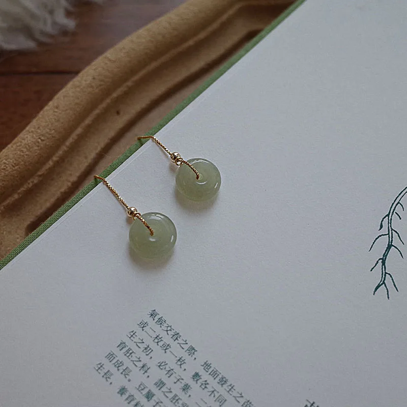 Orecchini a cerchio con fiore di giada verde naturale, orecchini in argento sterling con sfera di giada naturale, regalo per lei, collana abbinata disponibile - Italia