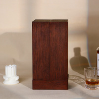 Boîte cadeau de luxe en bois grainé mat pour whisky, boîte d'emballage pour vin en placage MDF avec ouverture en V, boîte de présentation haut de gamme pour spiritueux