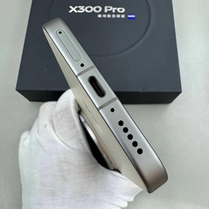 ลดราคาสุดคุ้ม! โทรศัพท์มือถือ VIVO X300 Pro กล้อง ZEISS หน้าจอ 6.78 นิ้ว ชิปเซ็ต Dimensity 9500 แบตเตอรี่ขนาดใหญ่ 6510mAh ถ่ายวิดีโอ 4K 120fps หน้าจอถนอมสายตา - Product Image 6