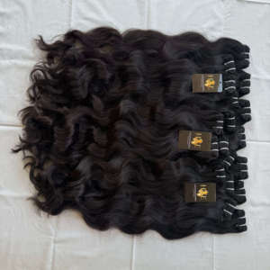 Fournisseurs de Cheveux Naturels Indiens Non Traités, Raides, Ondulés et Bouclés – Fournisseur de Cheveux Humains Bruts – Fournisseurs d'Extensions de Cheveux Humains Naturels Indiens - Product Image 1
