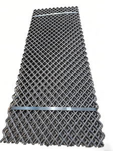 <span class=keywords><strong>Grillage</strong></span> soudé 65Mn, forte rigidité structurelle, sans sections coulissantes, déformation difficile, stable en conditions de vibrations, trous de mailles stables - Product Image 1