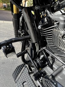 AKOSO Copertura Serbatoio Radiatore in Vera Fibra di Carbonio 3K per <span class=keywords><strong>Harley</strong></span> <span class=keywords><strong>Davidson</strong></span> Road Glide 2024+ Street Glide 2024+ - Product Image 6