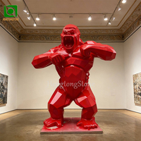Statue de gorille décorative en résine de fibre de verre pour centre commercial extérieur
