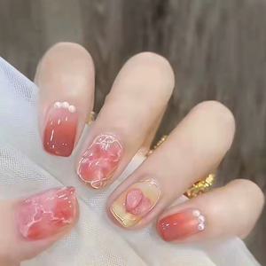 Ongles à presser romantiques rose dégradé courts carrés, <span class=keywords><strong>faux</strong></span> ongles avec cœur 3D et perles, réutilisables, directement <span class=keywords><strong>de</strong></span> l'usine - Product Image 1