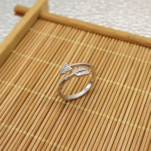 Classic Unclosed Arrow Shape Vintage-Inspired <b>Copper</b> Ring Korean Style Unisex Jewelry for Daily Wear - Product Image 2