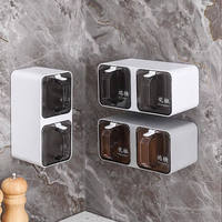 Boîte d'assaisonnement murale pour la cuisine Rack à épices sans poinçon Organisateur de stockage Sucre Salière Conteneur Pot Fournitures de cuisine