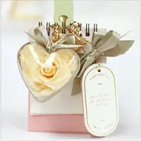 2021 संरक्षित गुलाब कुंजी चेन हस्तनिर्मित पुष्प मेहमानों के लिए कुंजी अंगूठी सबसे अच्छा शादी के तोहफे