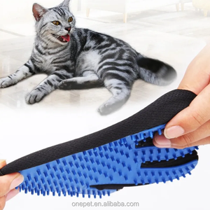 Guanto da toelettatura <span class=keywords><strong>per</strong></span> animali domestici <span class=keywords><strong>spazzola</strong></span> <span class=keywords><strong>per</strong></span> guanti in gomma <span class=keywords><strong>per</strong></span> la pulizia dei peli di cane - Product Image 6