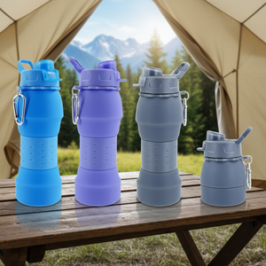 Bouteille en silicone pliable légère avec ouverture pour boire directement et mousqueton pour la randonnée et les voyages - Product Image 1